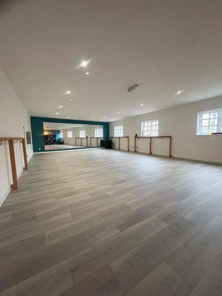 Balance Fitt - Pilates & Yoga Studio featured image