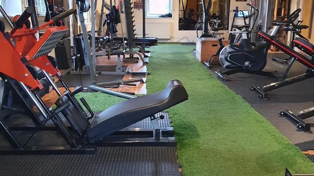 Damian Gilder Personal Training Studio featured image