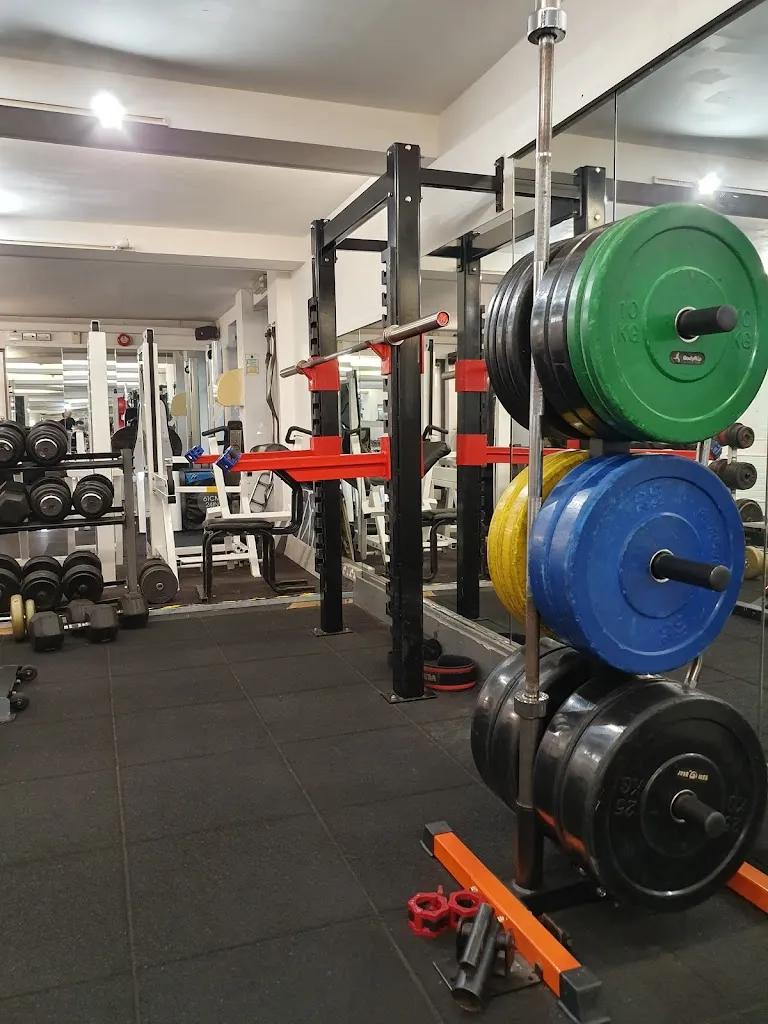 Racquets Fitness Centre featured image