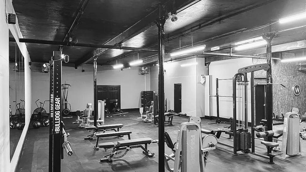 Wood's Gym featured image